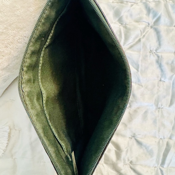 Coach Emerald Green Snakeskin Wristlet - Picture 7 of 10